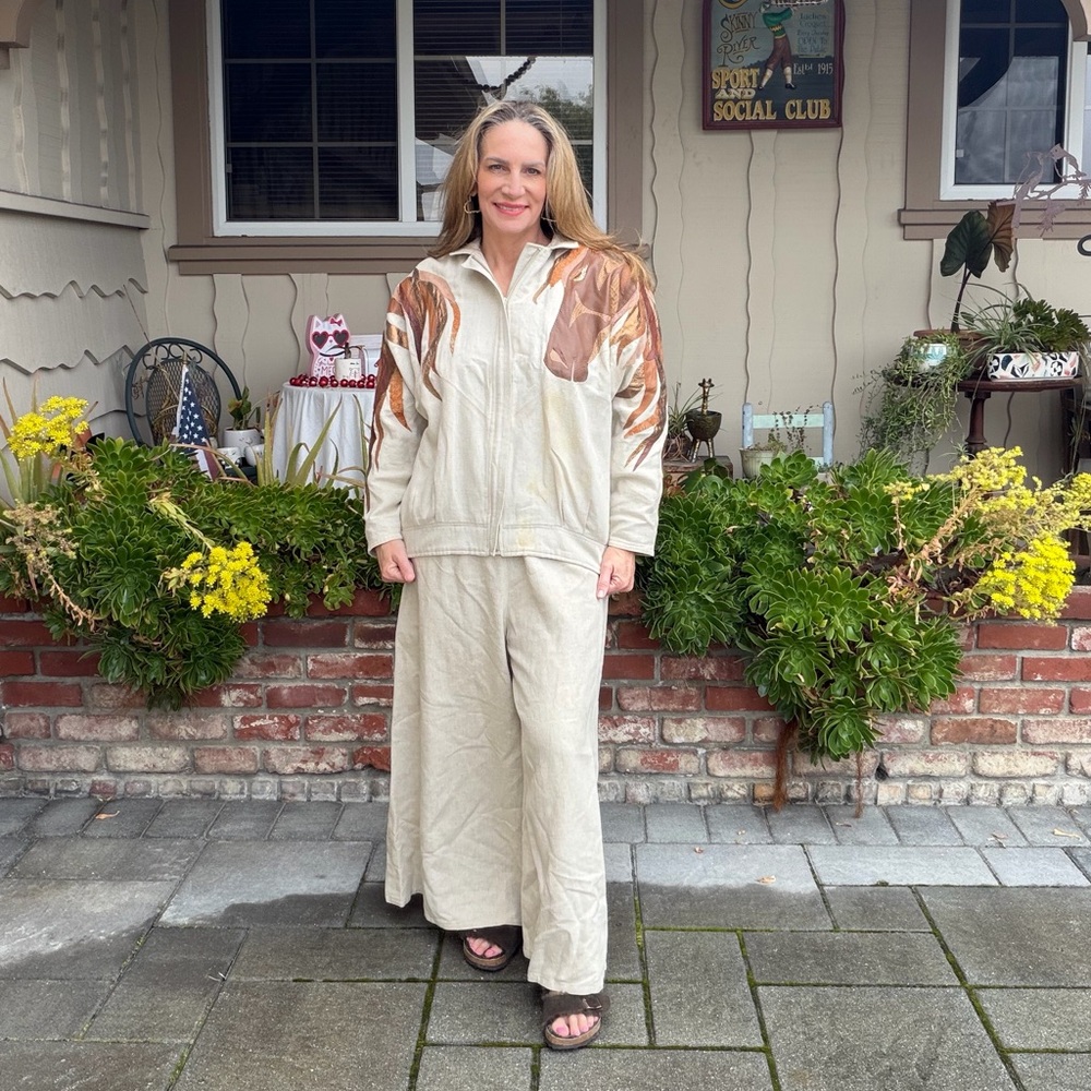 Augustina Leather Carmel-by-the-Sea Handcrafted Horse Linen Pants Set Medium